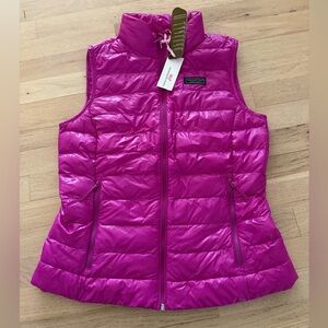 Vineyard vines NWT nano style vest